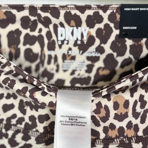 Dkny Sport Women's Mid Rise Bike Shorts - Natural Cheetah XS - Picture 9 of 9